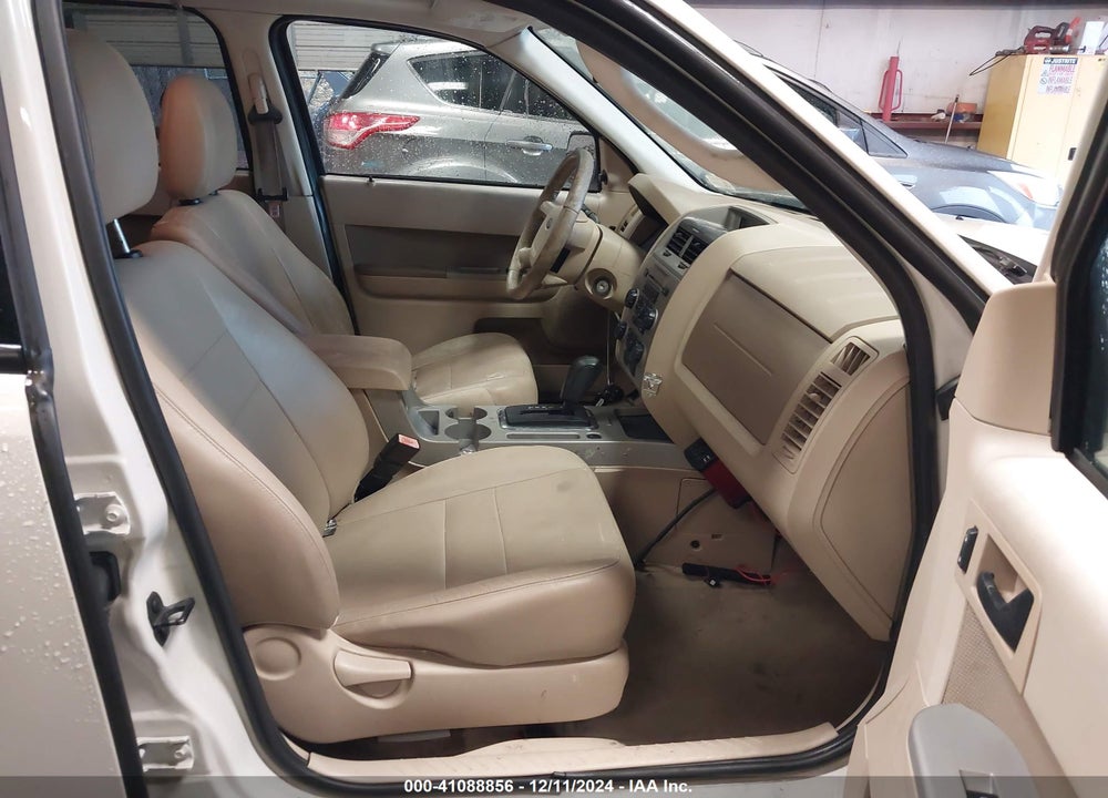 2010 FORD ESCAPE XLT VIN: 1FMCU0D73AKA10208