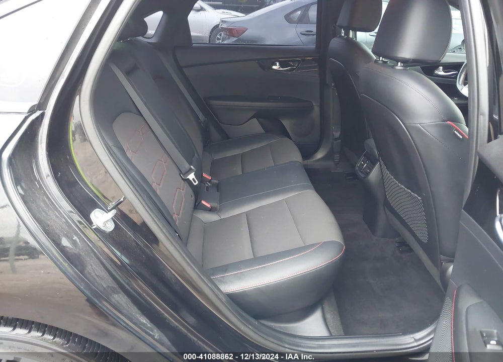 2021 KIA FORTE GT VIN: 3KPF44ACXME315044