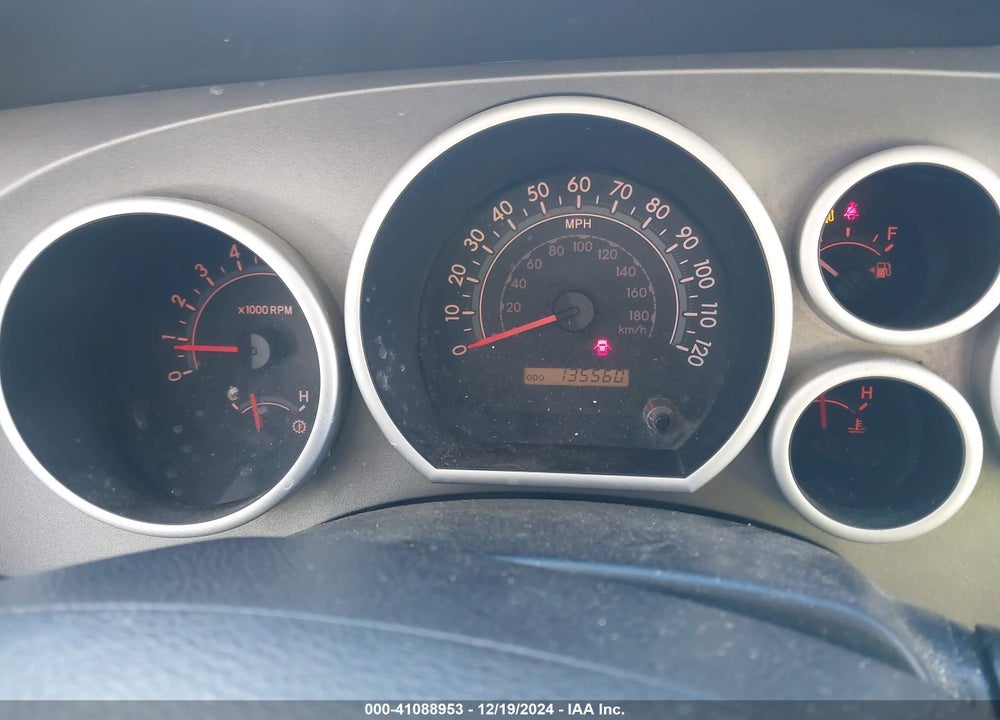 2011 TOYOTA TUNDRA GRADE 5.7L V8 VIN: 5TFDY5F11BX206011