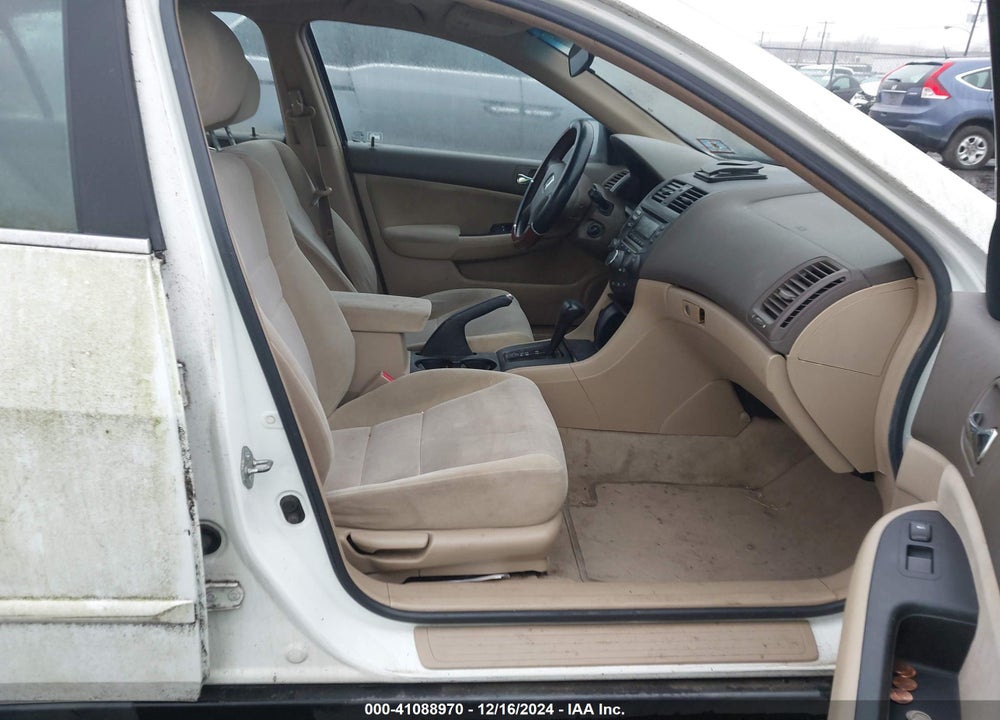 2004 HONDA ACCORD 2.4 LX VIN: 1HGCM56314A148448