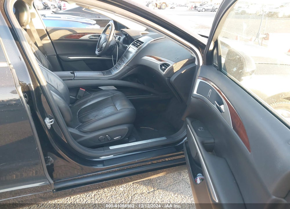 2014 LINCOLN MKZ VIN: 3LN6L2G92ER831634