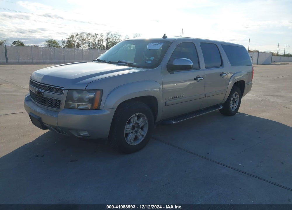 2008 CHEVROLET SUBURBAN 1500 LT VIN: 3GNFC16008G216105