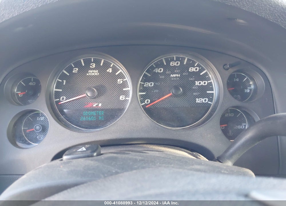 2008 CHEVROLET SUBURBAN 1500 LT VIN: 3GNFC16008G216105