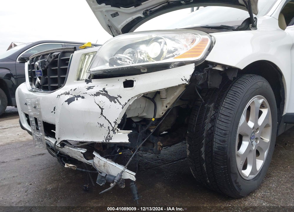 2013 VOLVO XC60 VIN: YV4940DZ7D2371796