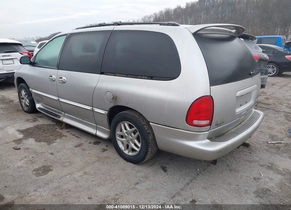 2000 DODGE GRAND CARAVAN VIN: 1B4GP44R0YB712001
