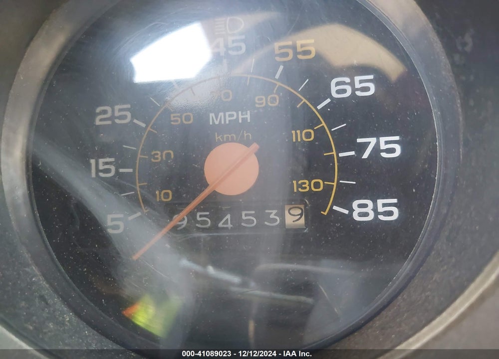 1984 CHEVROLET C10 VIN: 1GCDC14H9ES189192