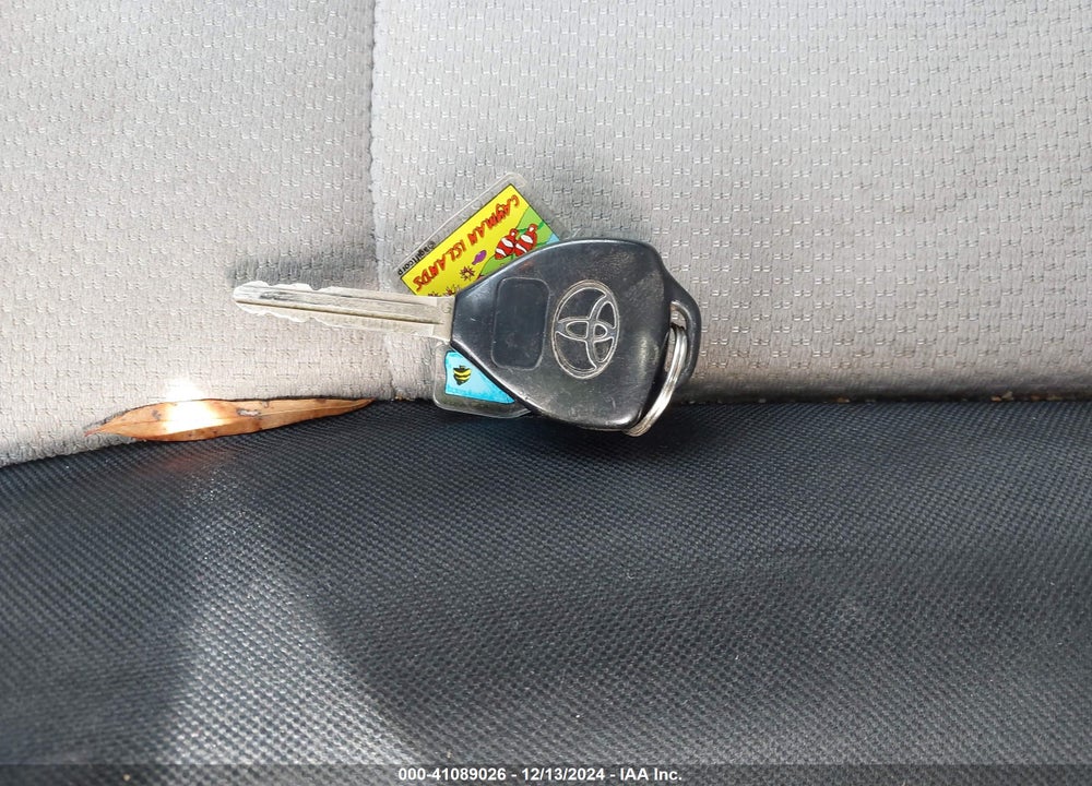2014 TOYOTA YARIS LE (TMC/CBU PLANT) VIN: JTDKTUD39ED596026