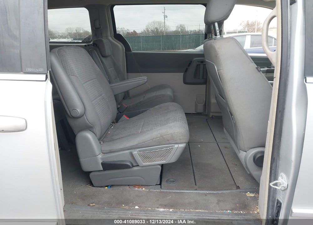 2008 CHRYSLER TOWN & COUNTRY TOURING VIN: 2A8HR54P18R779755