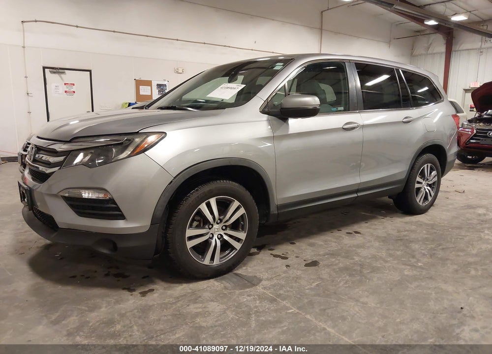 2018 HONDA PILOT EX VIN: 5FNYF5H31JB014876