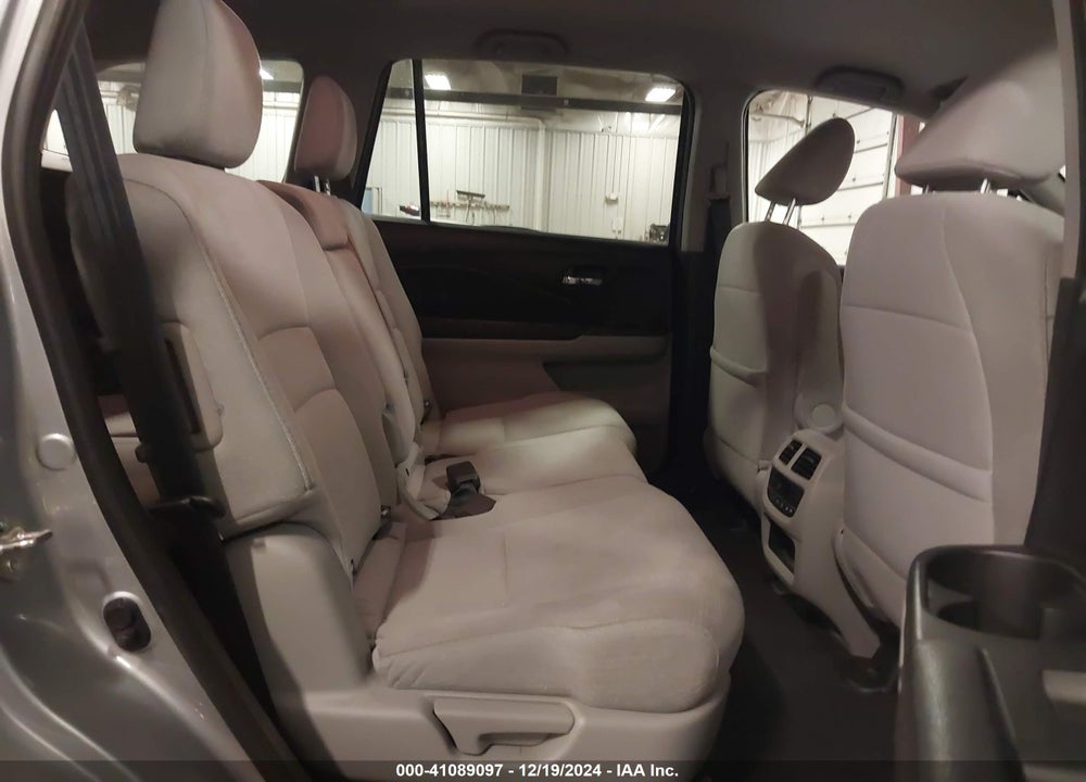 2018 HONDA PILOT EX VIN: 5FNYF5H31JB014876