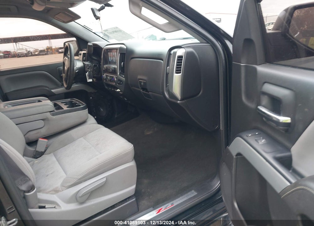 2017 CHEVROLET SILVERADO 1500 2LT VIN: 1GCVKREC2HZ247406