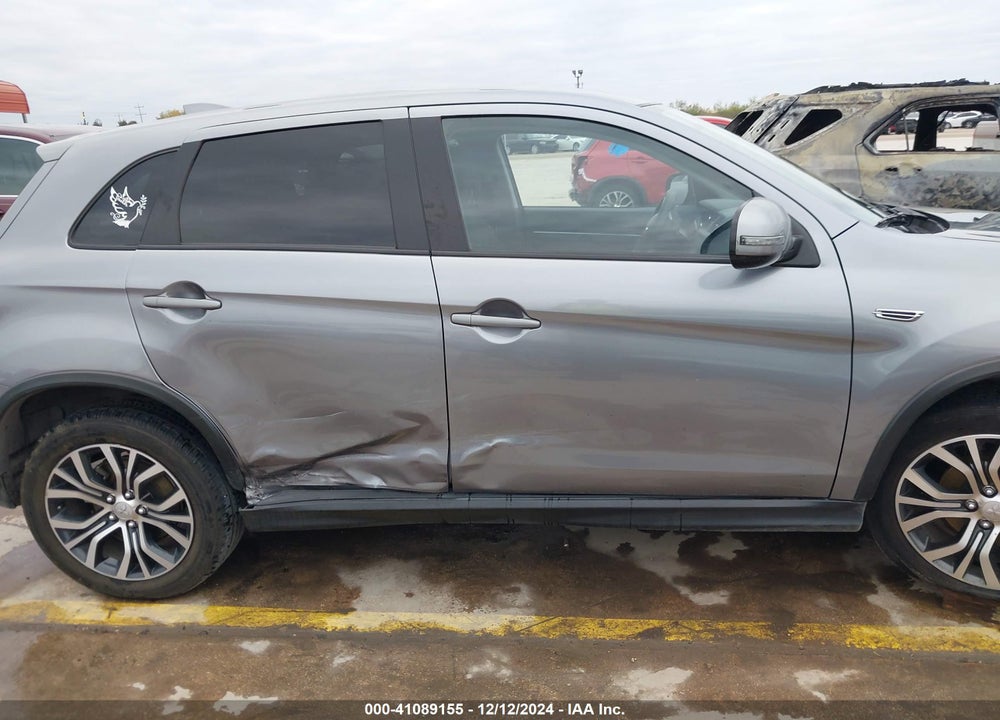2018 MITSUBISHI OUTLANDER SPORT 2.0 ES VIN: JA4AP3AU1JZ008845