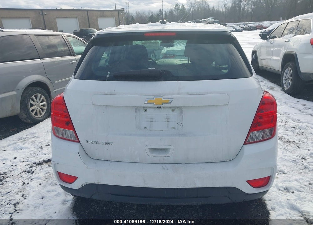 2017 CHEVROLET TRAX LS VIN: 3GNCJNSB6HL285010