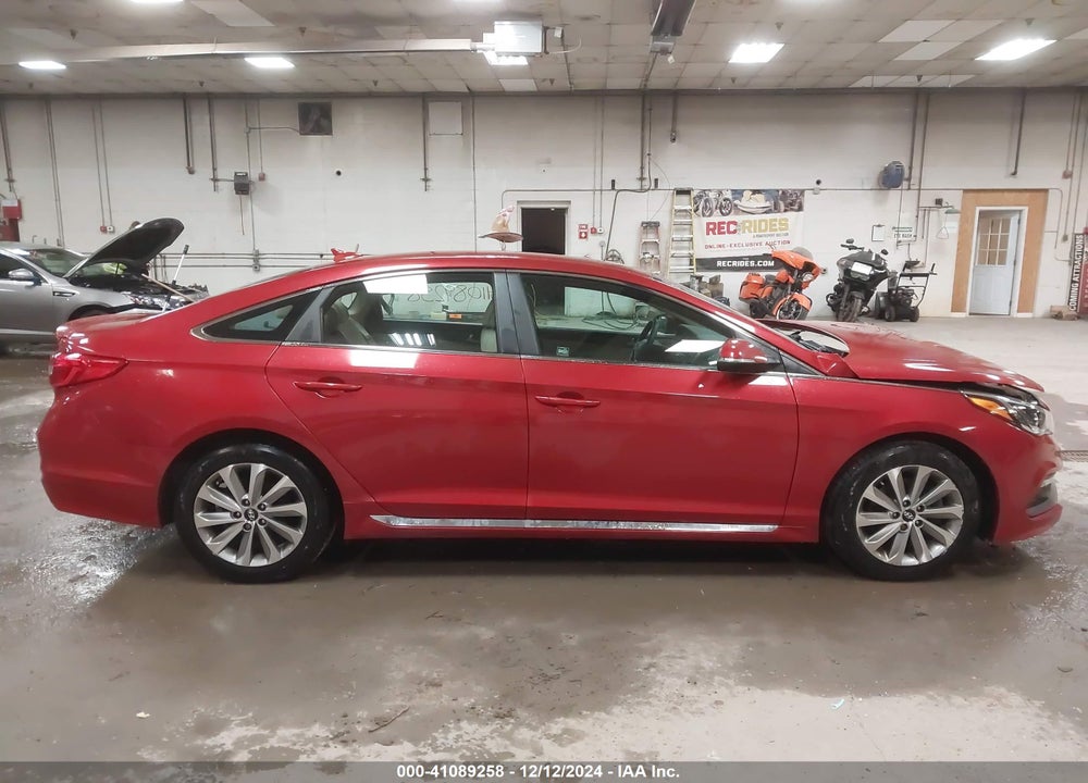 2017 HYUNDAI SONATA SPORT VIN: 5NPE34AF6HH507815