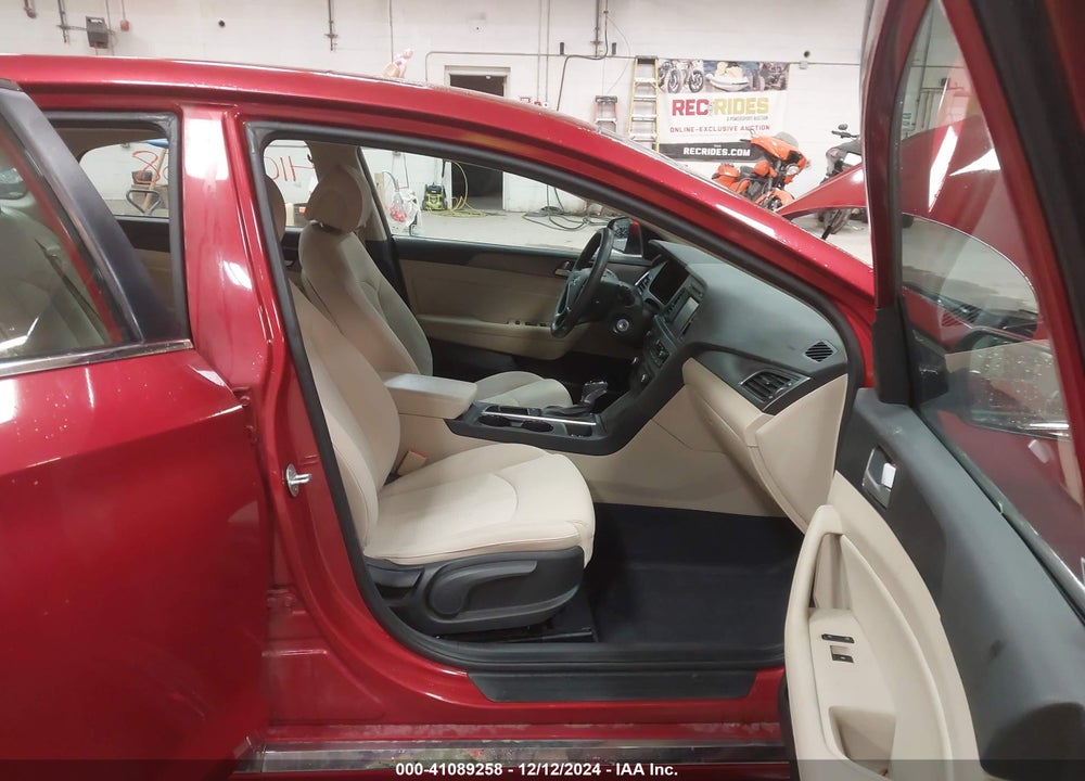 2017 HYUNDAI SONATA SPORT VIN: 5NPE34AF6HH507815