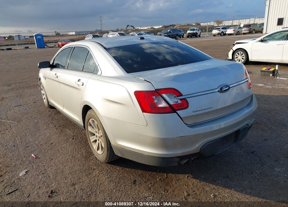 2010 FORD TAURUS VIN: 1FAHP2DW8AG105974