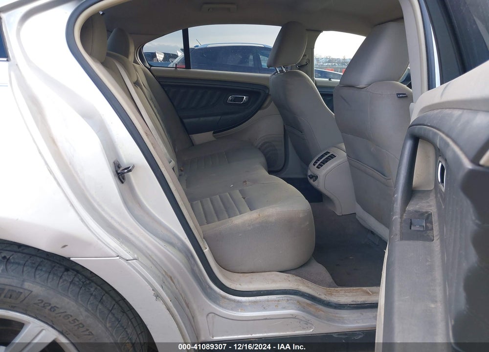 2010 FORD TAURUS VIN: 1FAHP2DW8AG105974