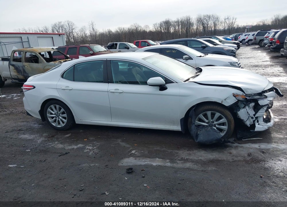 2020 TOYOTA CAMRY LE VIN: 4T1C11AK5LU860761