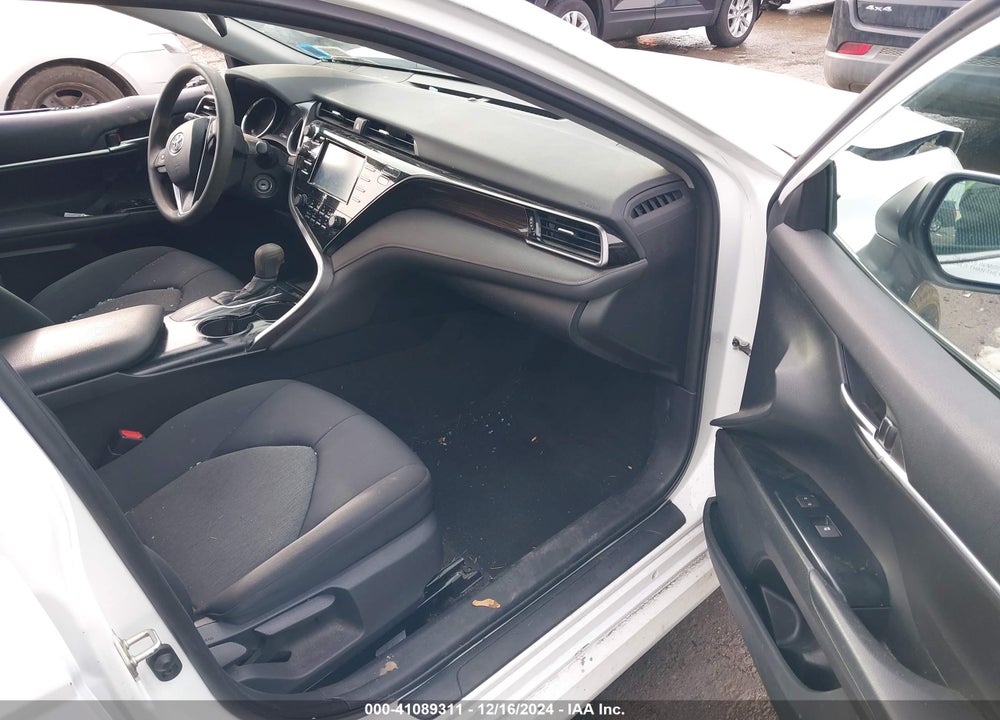 2020 TOYOTA CAMRY LE VIN: 4T1C11AK5LU860761