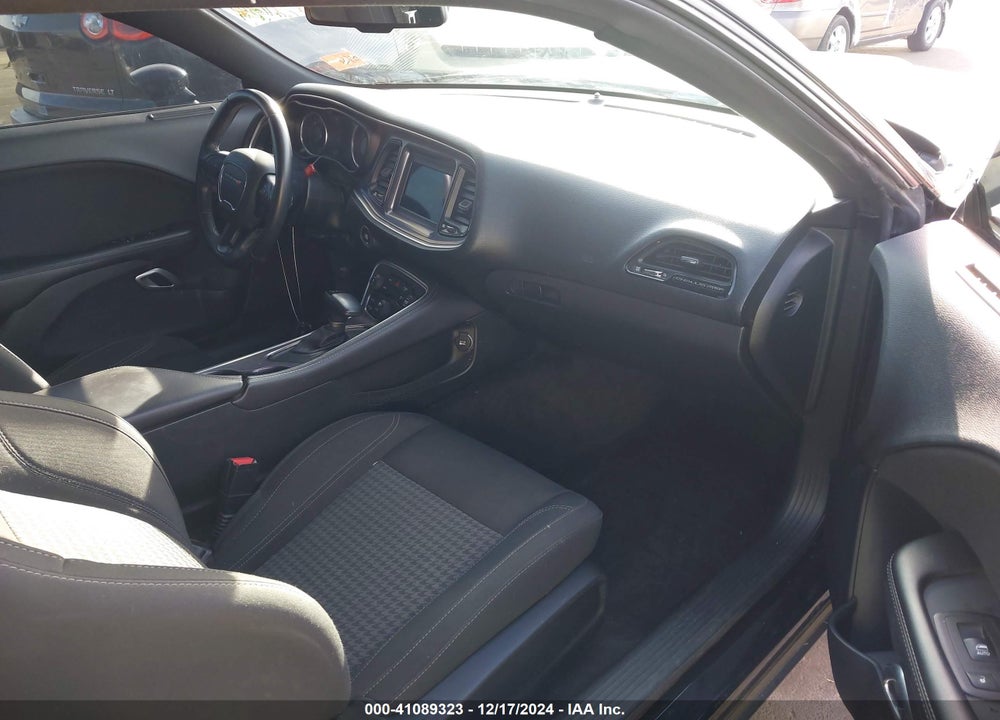 2018 DODGE CHALLENGER SXT VIN: 2C3CDZAG4JH303026