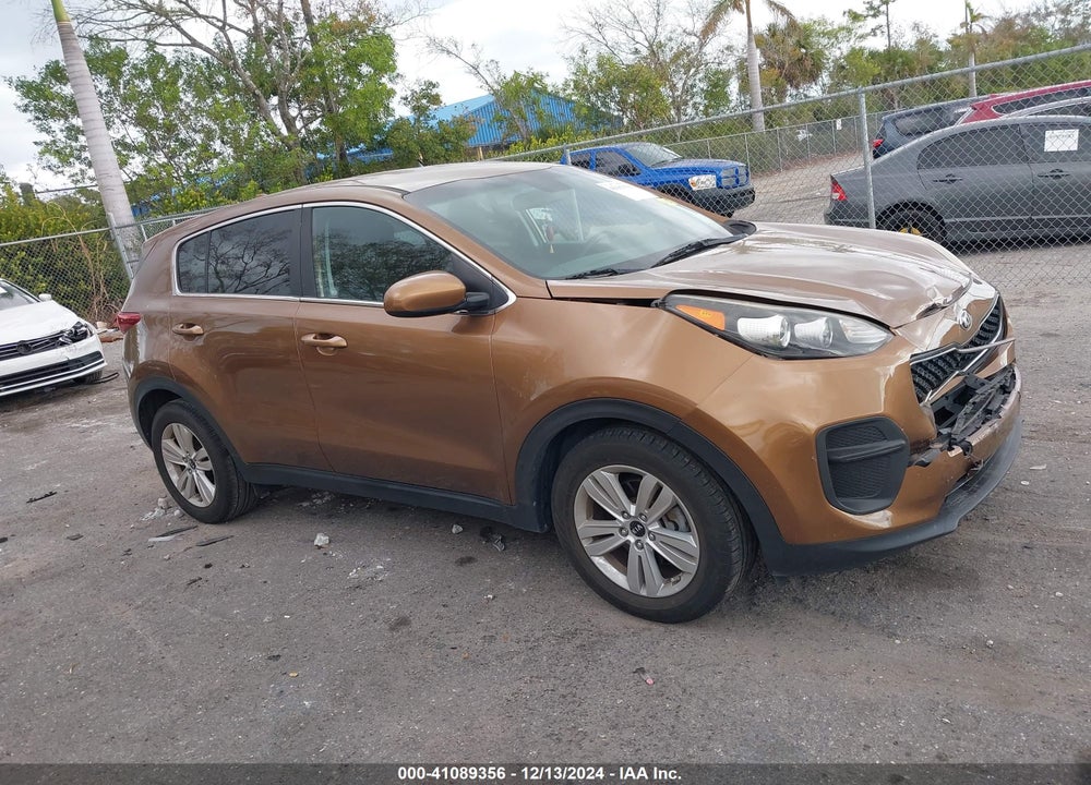 2018 KIA SPORTAGE LX VIN: KNDPM3AC7J7331616