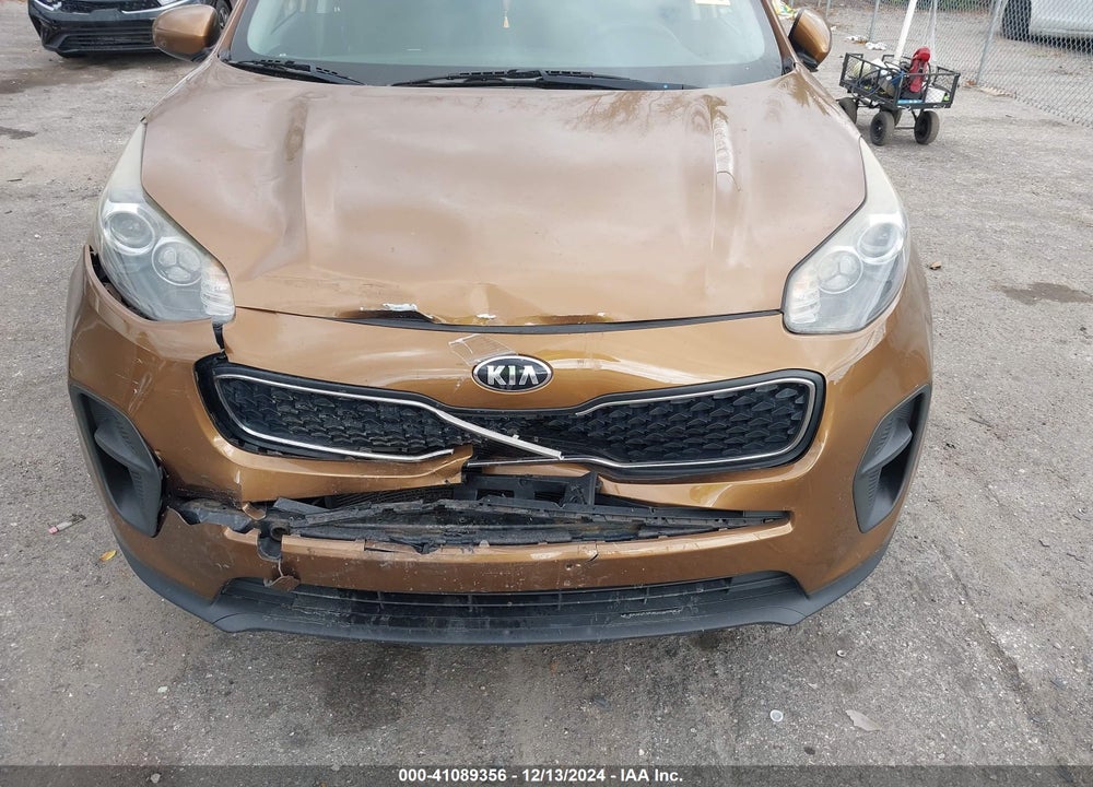 2018 KIA SPORTAGE LX VIN: KNDPM3AC7J7331616