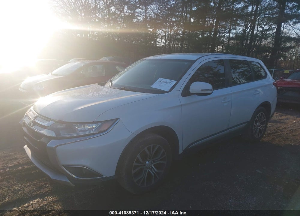 2016 MITSUBISHI OUTLANDER SE VIN: JA4AD3A36GZ020286