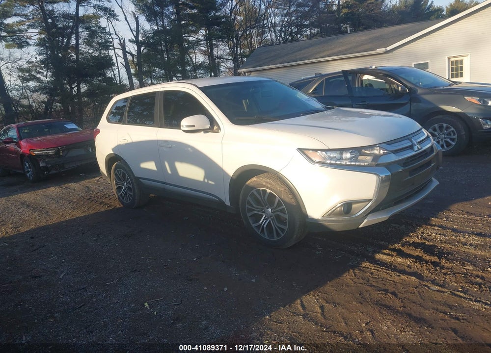 2016 MITSUBISHI OUTLANDER SE VIN: JA4AD3A36GZ020286