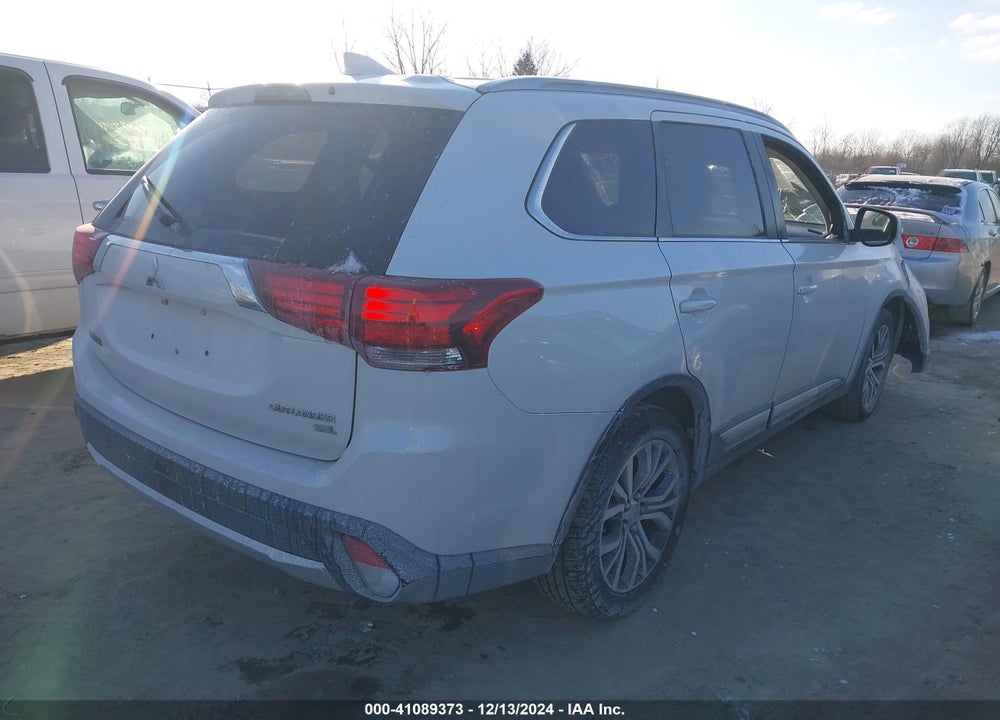 2017 MITSUBISHI OUTLANDER SE/SEL VIN: JA4AZ3A30HZ014390