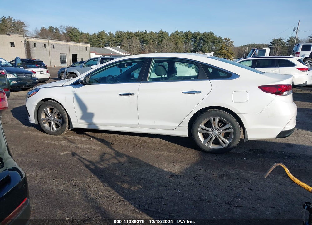 2019 HYUNDAI SONATA VIN: 5NPE34AF0KH798898