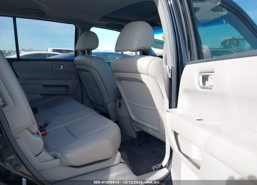 2012 HONDA PILOT EX-L VIN: 5FNYF3H58CB010977