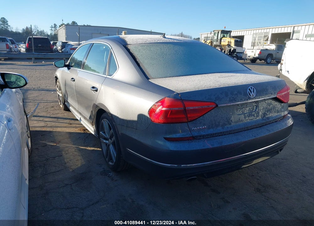 2016 VOLKSWAGEN PASSAT VIN: 1VWAT7A39GC067411