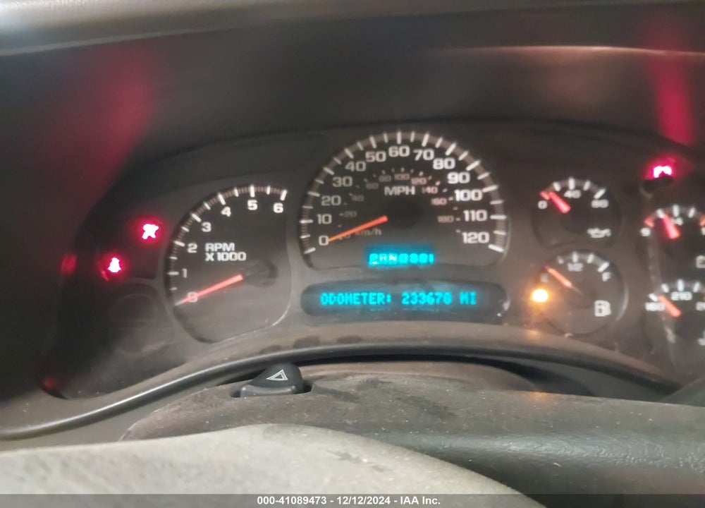 2004 CHEVROLET TAHOE LS VIN: 1GNEC13Z54R138154