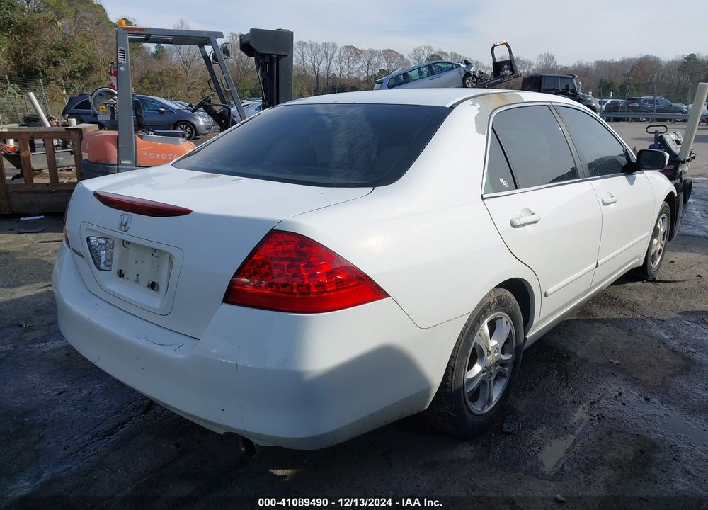 2007 HONDA ACCORD 2.4 EX VIN: 1HGCM56717A116431