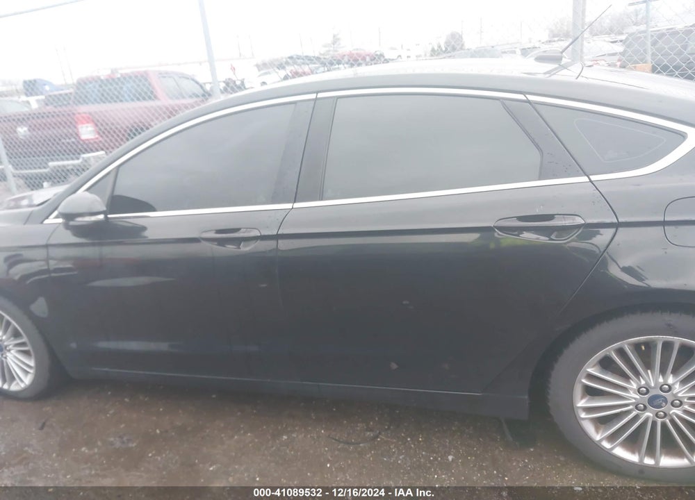 2015 FORD FUSION SE VIN: 3FA6P0HD0FR212330