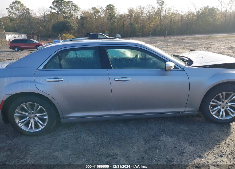 2017 CHRYSLER 300C VIN: 2C3CCAEG0HH565084