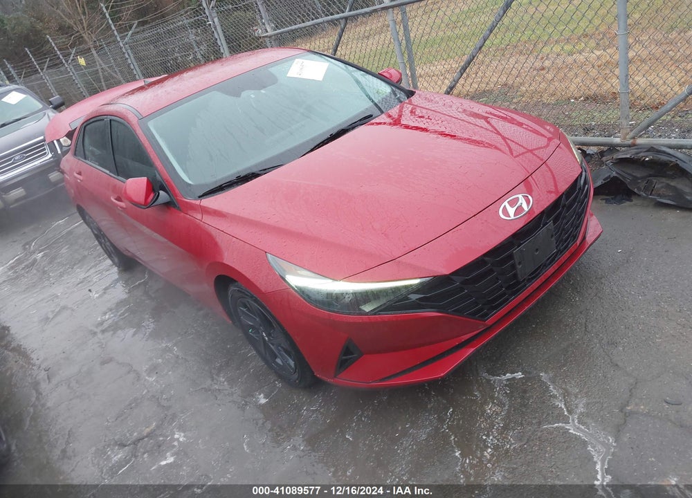 2021 HYUNDAI ELANTRA SEL VIN: KMHLM4AG0MU121352