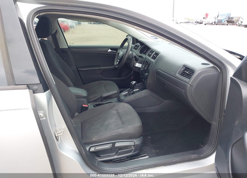 2016 VOLKSWAGEN JETTA 1.4T S VIN: 3VW267AJ3GM223483