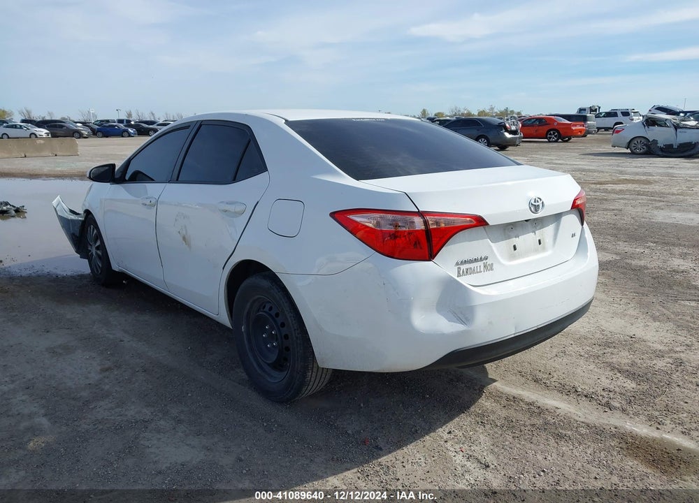 2019 TOYOTA COROLLA LE VIN: 5YFBURHE1KP890437