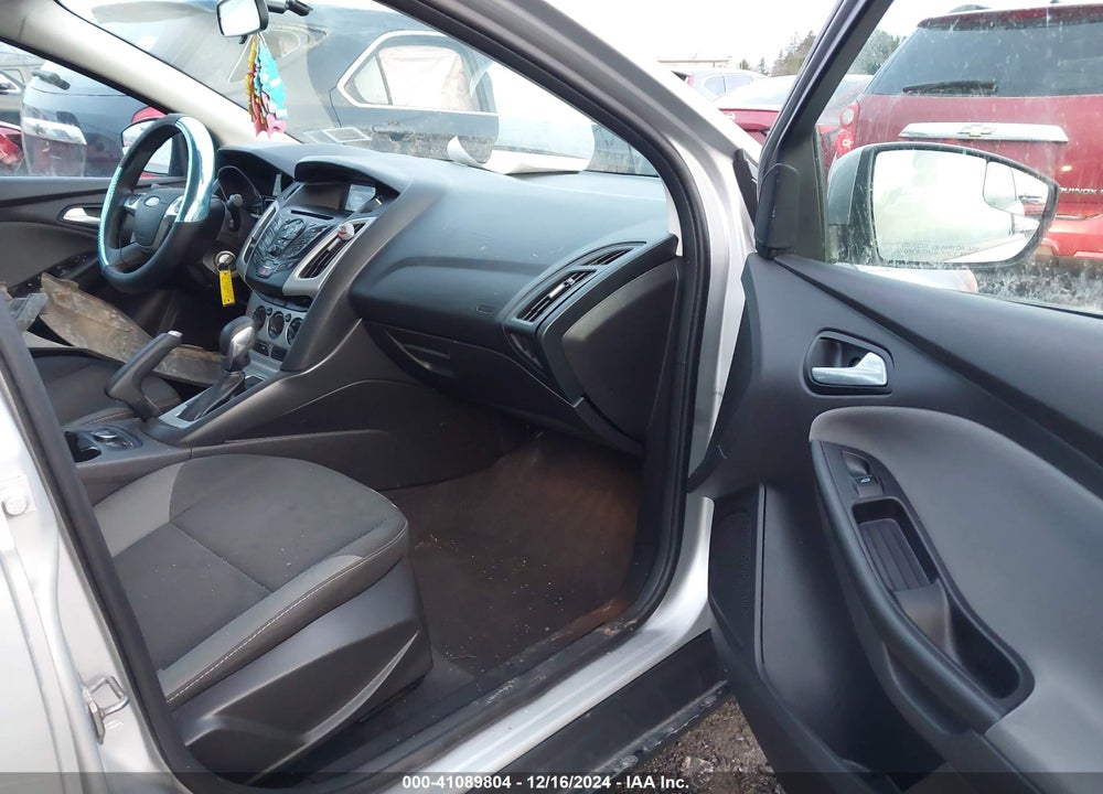2014 FORD FOCUS SE VIN: 1FADP3F20EL379858