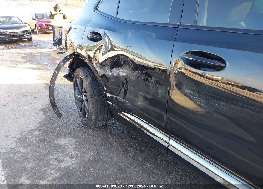 2022 BUICK ENVISION FWD ESSENCE VIN: LRBFZNR48ND137107