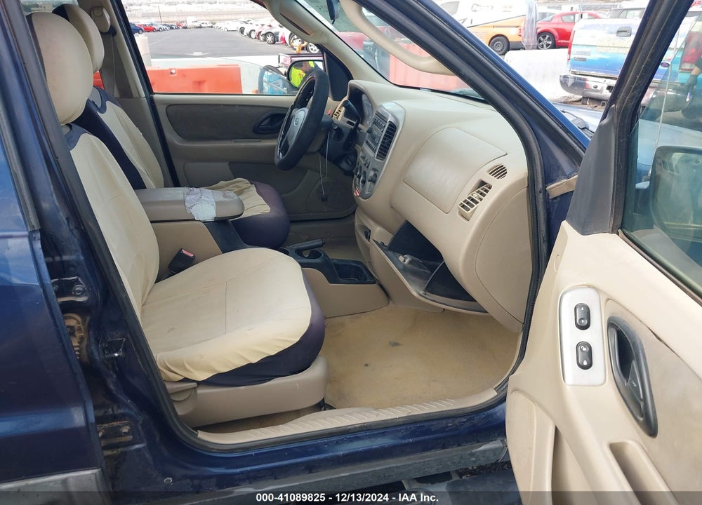 2003 FORD ESCAPE XLT VIN: 1FMYU03143KE04547
