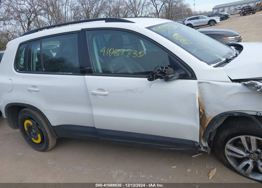 2017 VOLKSWAGEN TIGUAN 2.0T/2.0T S VIN: WVGAV7AX2HK014441