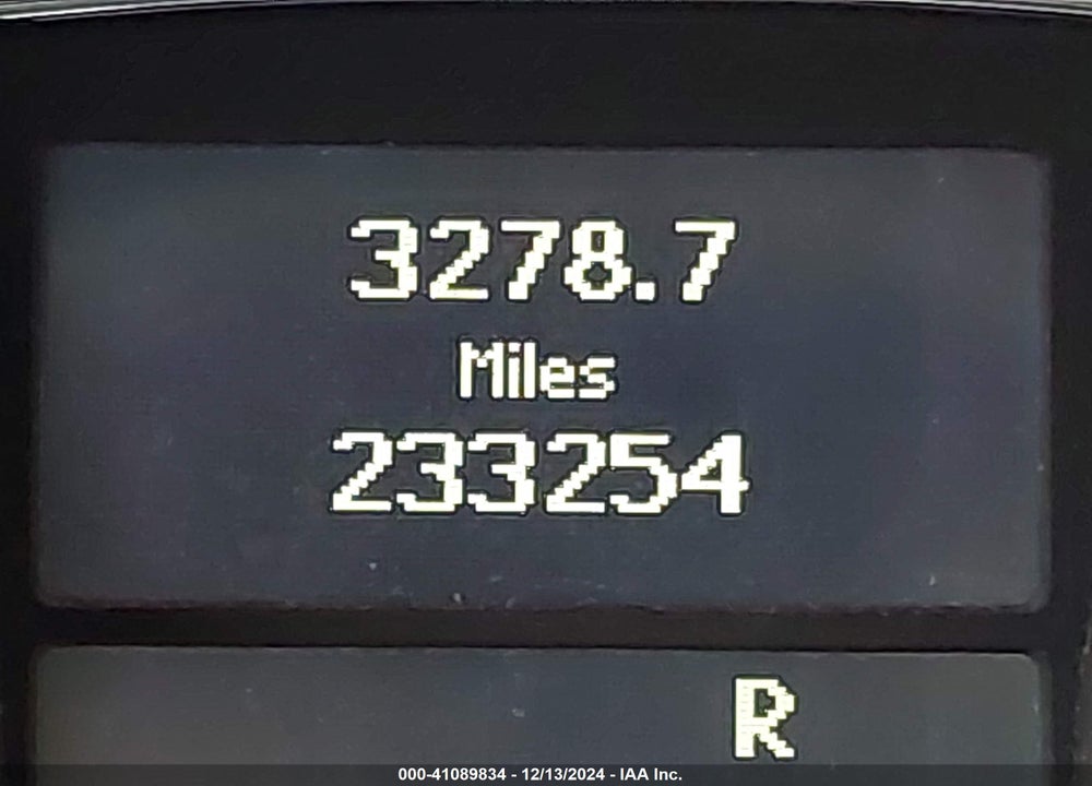 2011 MERCEDES-BENZ GL 550 VIN: 4JGBF8GE0BA757576