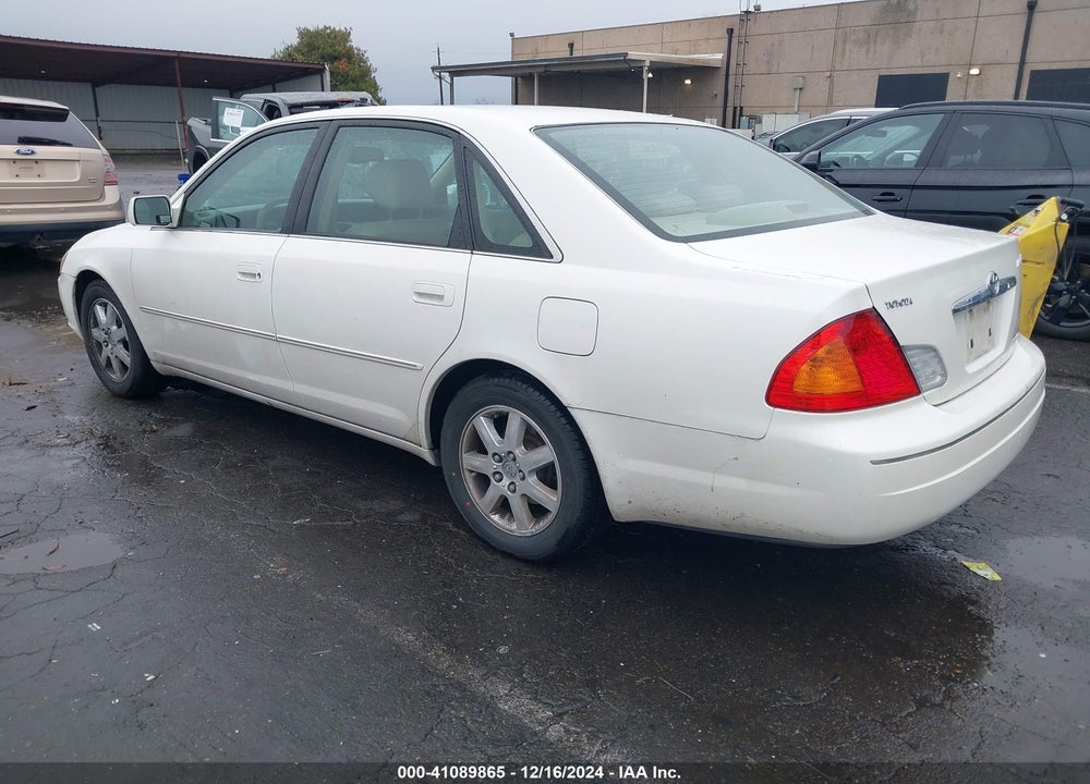 2001 TOYOTA AVALON XLS VIN: 4T1BF28B21U165658
