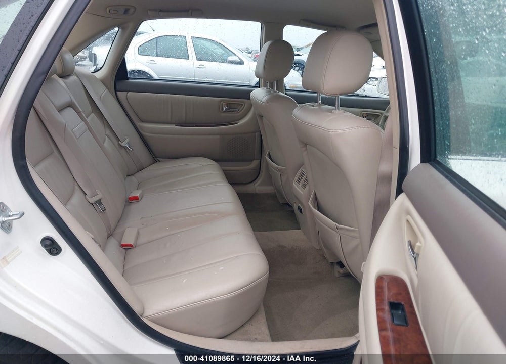 2001 TOYOTA AVALON XLS VIN: 4T1BF28B21U165658