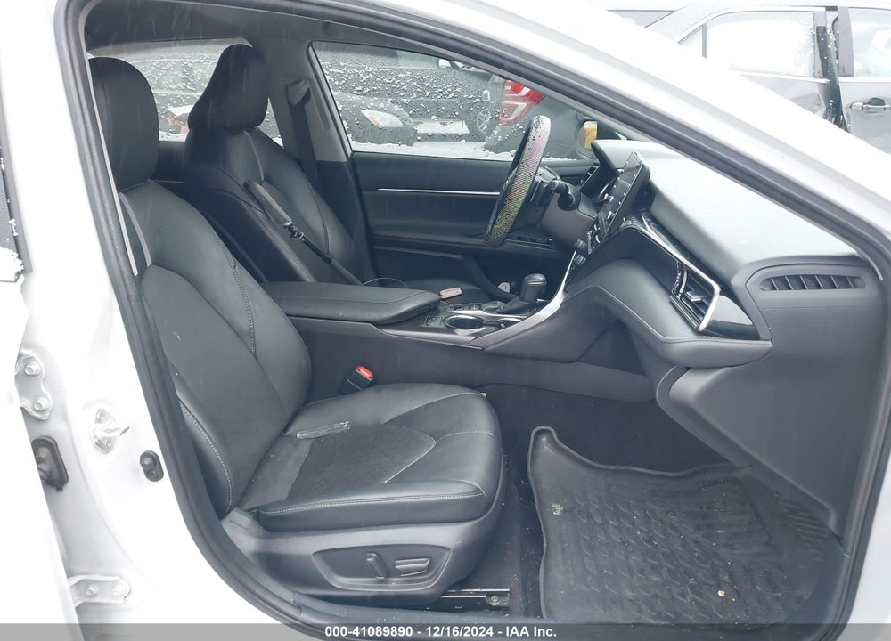 2022 TOYOTA CAMRY VIN: 4T1K61BK9NU062729