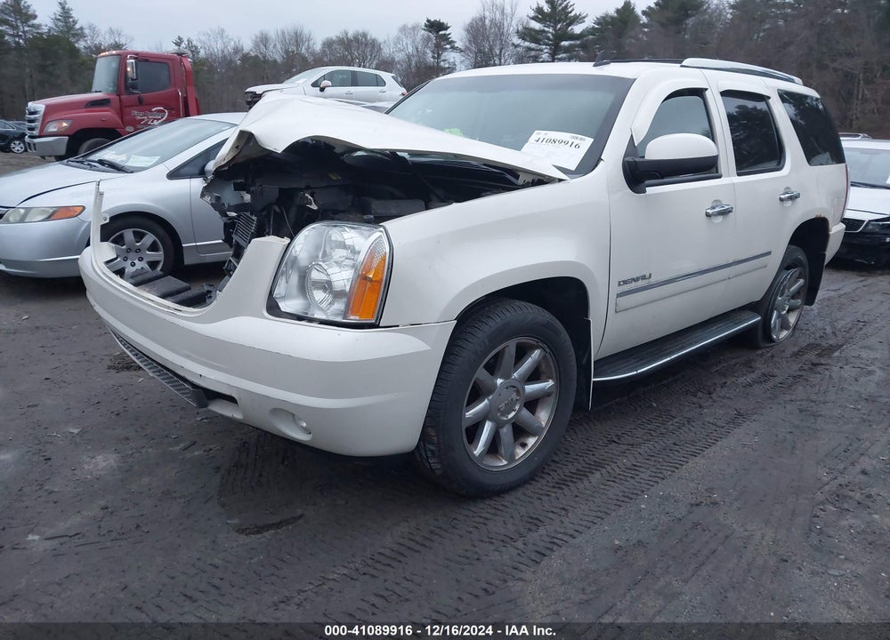 2011 GMC YUKON DENALI VIN: 1GKS2EEF5BR177773