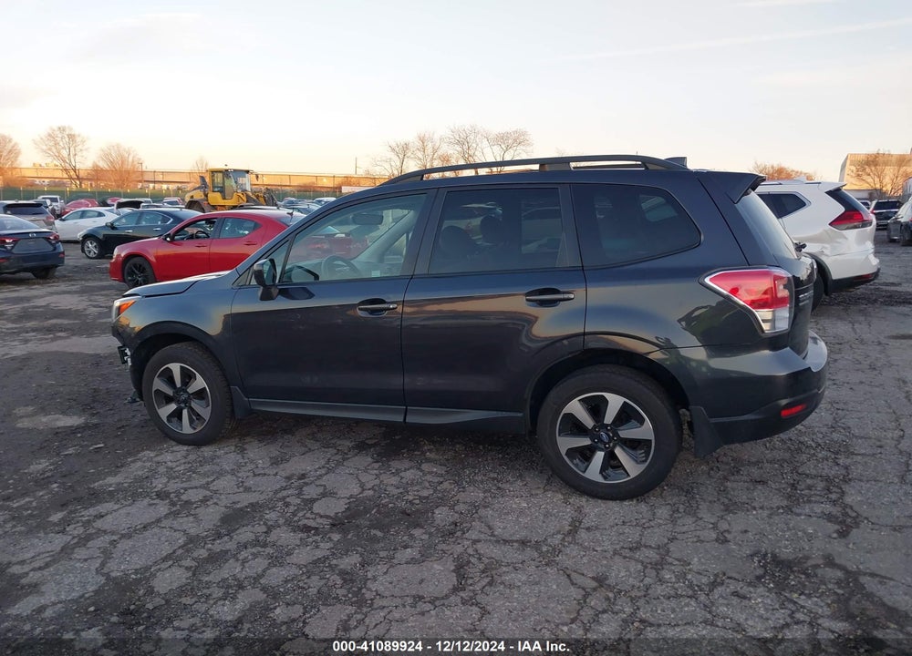 2017 SUBARU FORESTER 2.5I PREMIUM VIN: JF2SJAEC2HH524215