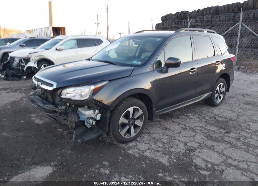 2017 SUBARU FORESTER 2.5I PREMIUM VIN: JF2SJAEC2HH524215